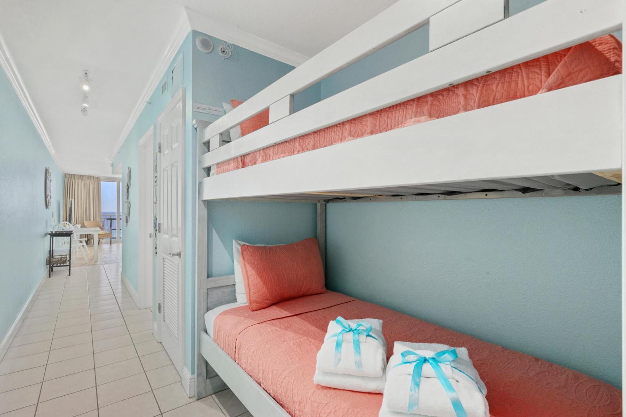 Emerald Beach Resort By Blue Swell Panama City Beach Bagian luar foto